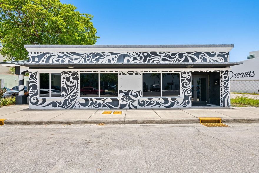 Located in the heart of Flagler Village, this 1,500 SF flex space offers the ideal setup for creative professionals, wellness brands, boutique retailers, or innovative concepts. The space features exposed ceilings, polished concrete floors, a kitchenette, two ADA-compliant restrooms (one with a shower), and two small rooms that can easily be removed for an open layout.

Flagler Village continues to evolve with major developments like the $500M FAT Village project and BAM’s upcoming 14-story mixed-use tower, bringing hundreds of new residential units and retail opportunities to the area. Just steps away, enjoy the vibrant energy of neighborhood staples like Wells Coffee, HAUM Yoga, and Invasive Species Brewing.
