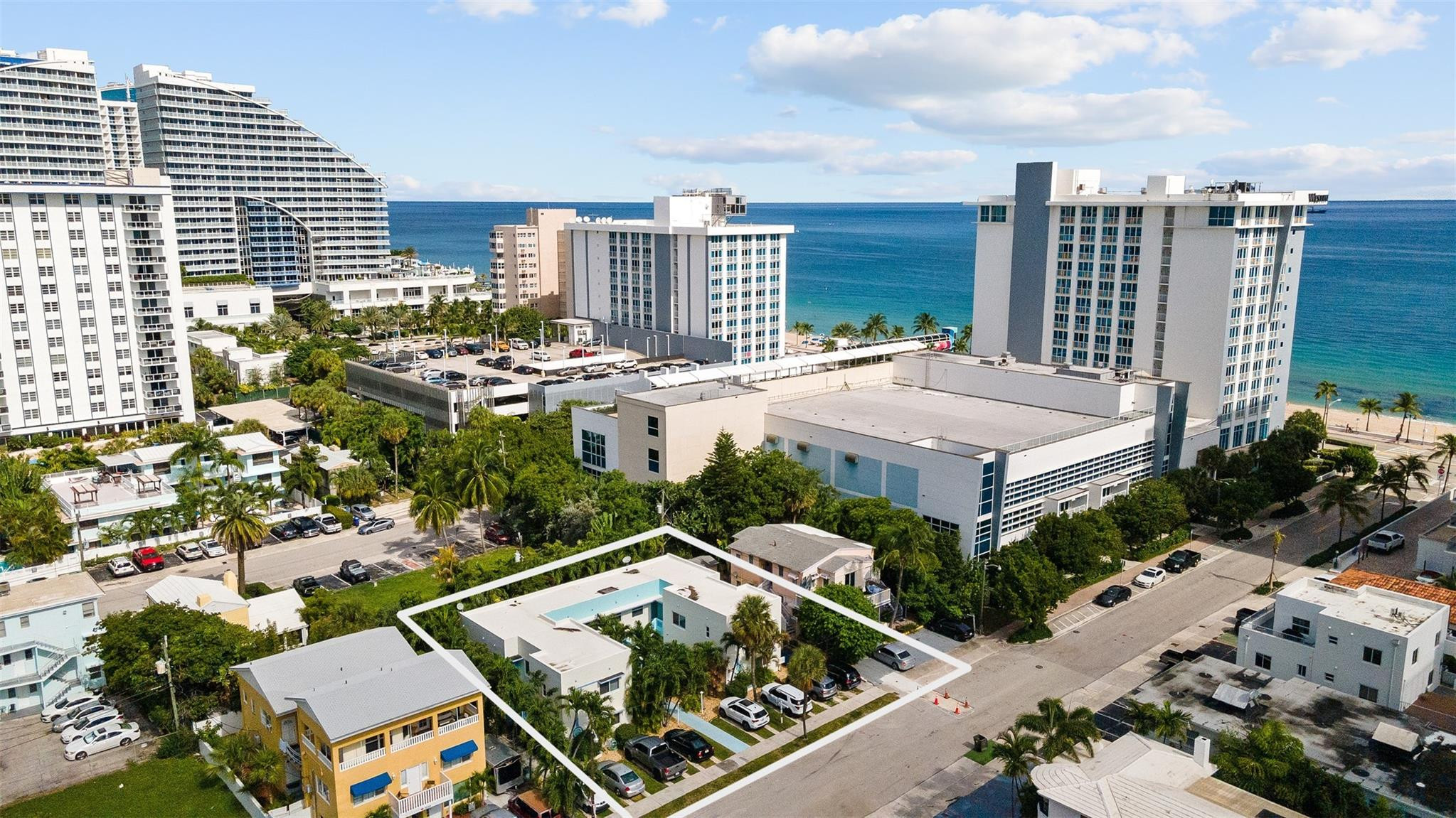 BREAKERS SEVILLE CO-OP - Residential Lease