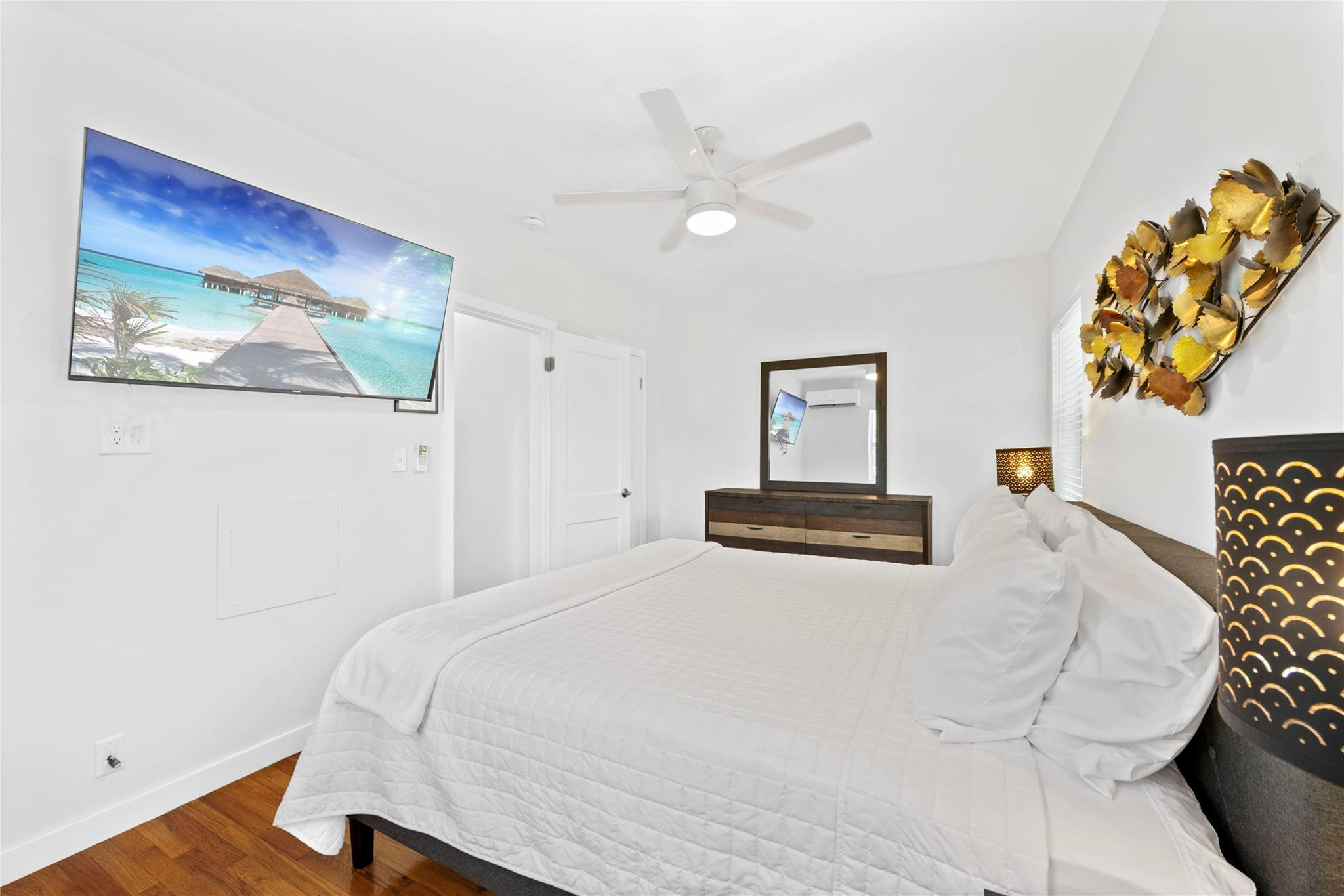 BREAKERS SEVILLE CO-OP - Residential Lease