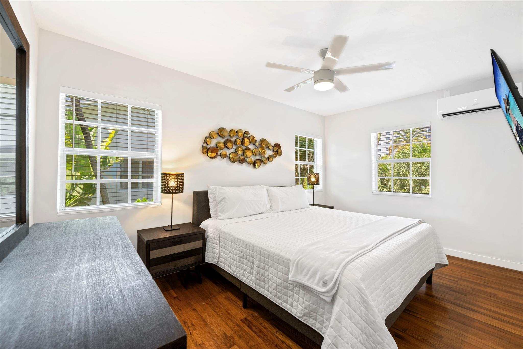 BREAKERS SEVILLE CO-OP - Residential Lease