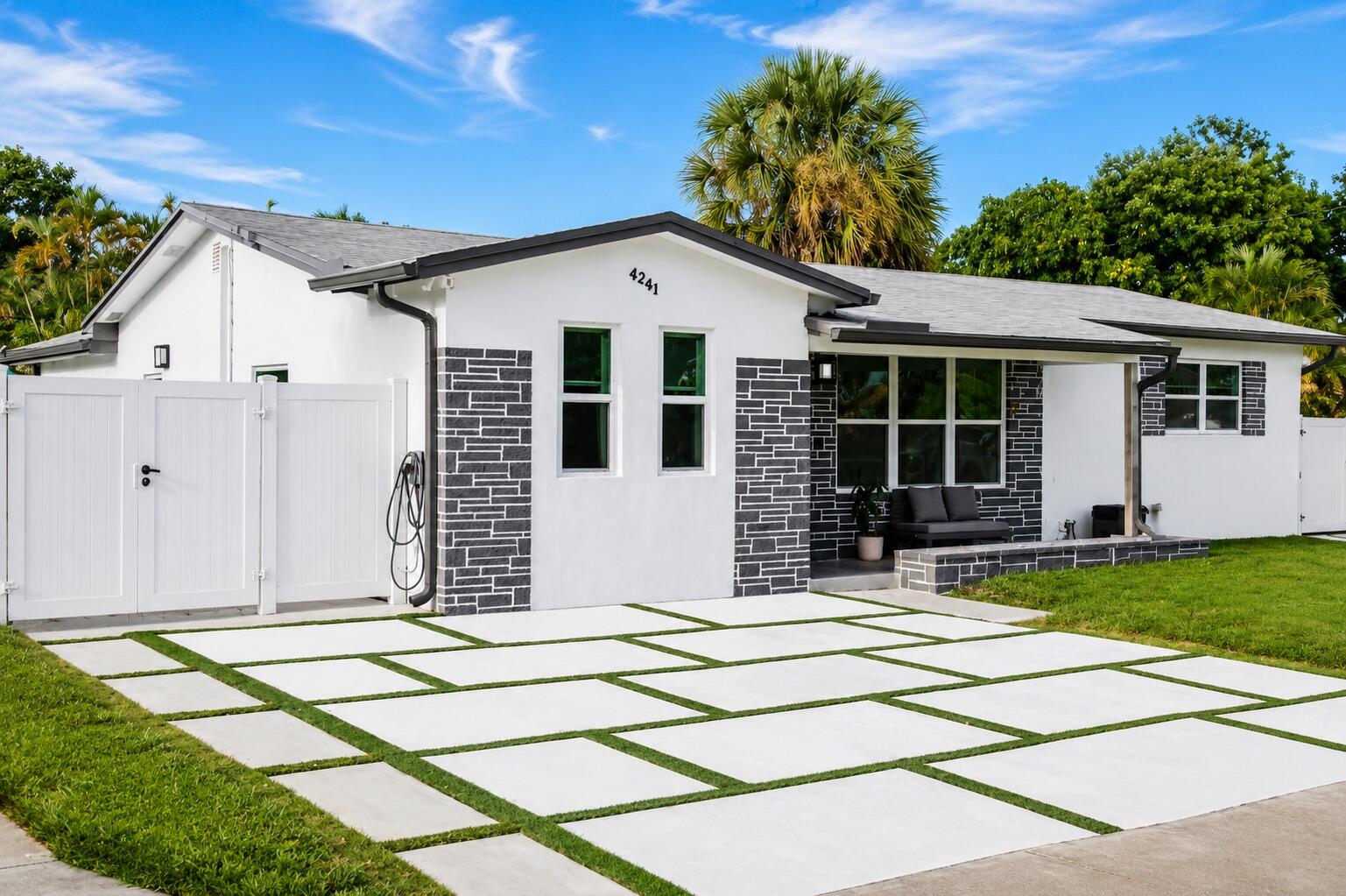 4241 SW 21ST Street