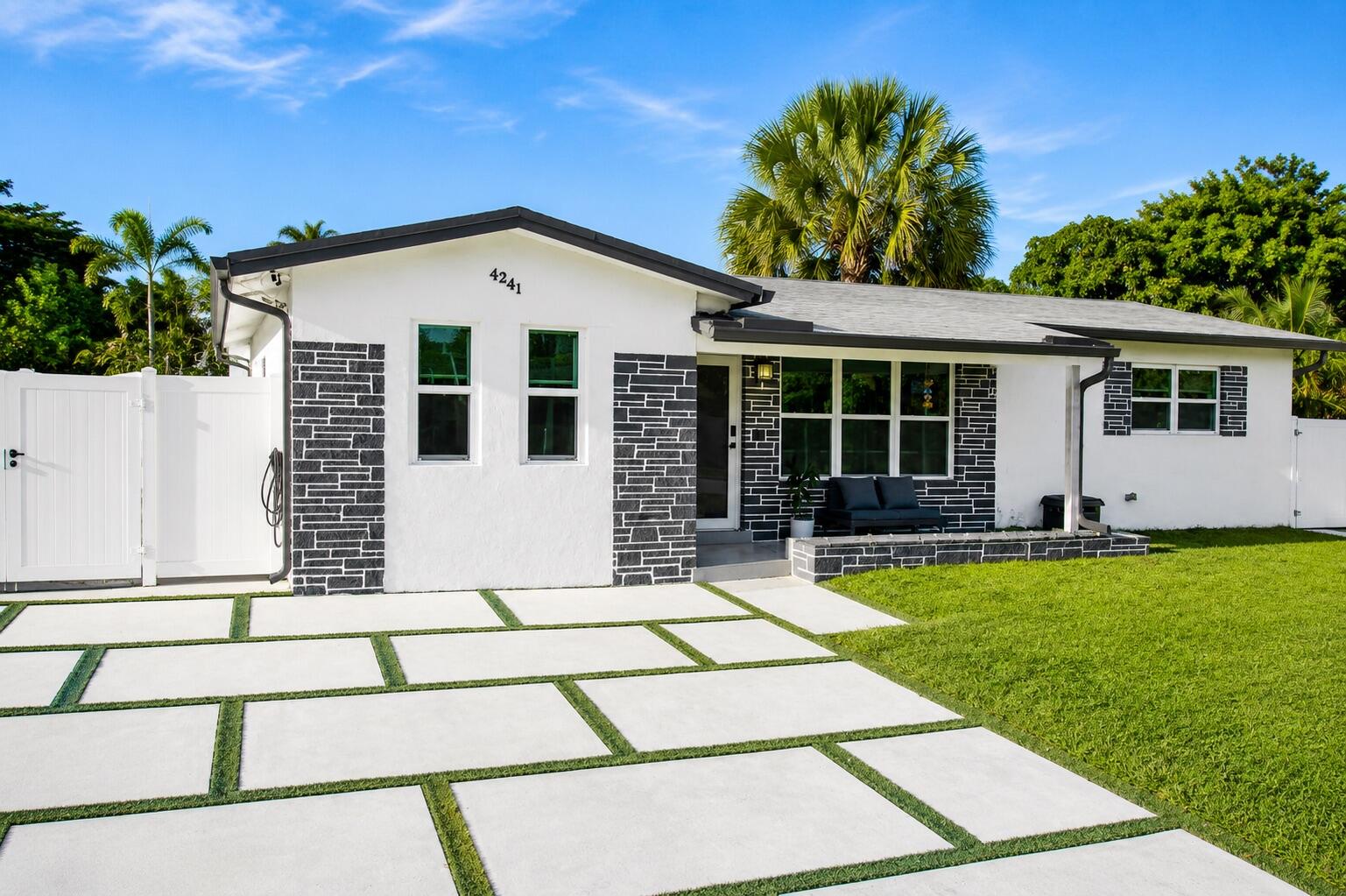 4241 SW 21ST Street