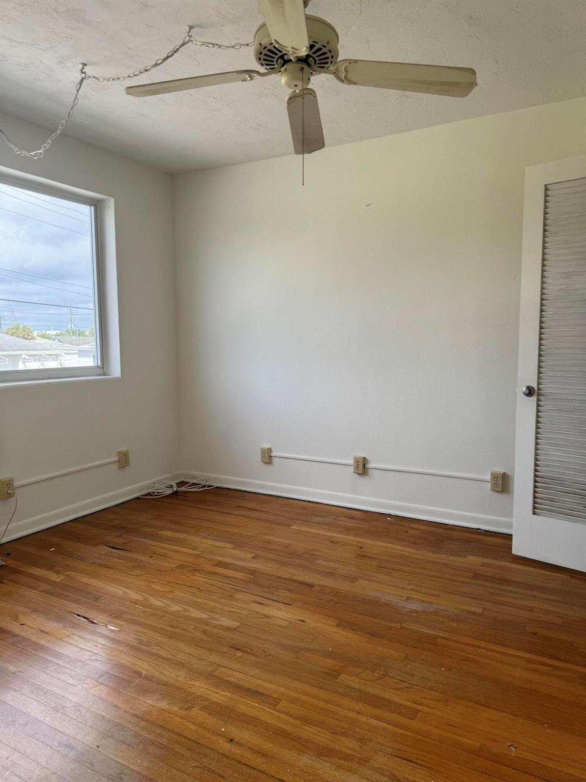 Lake Osborne Towers CO-Op APTS INC 302 Lake Osborn - Residential