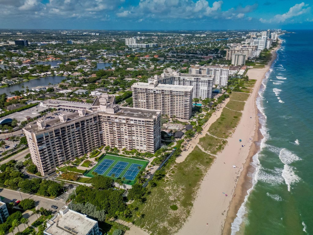 SEA RANCH CLUB - Residential
