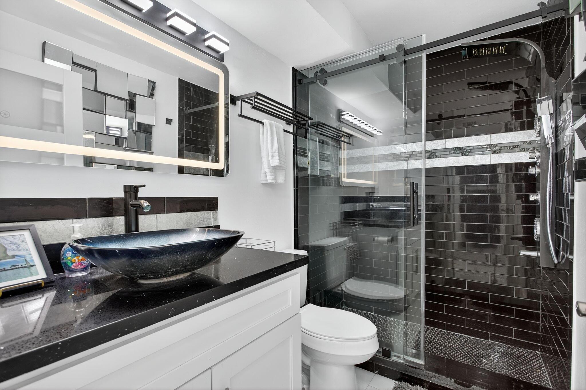 SEACREST TOWERS CONDO - Residential Lease