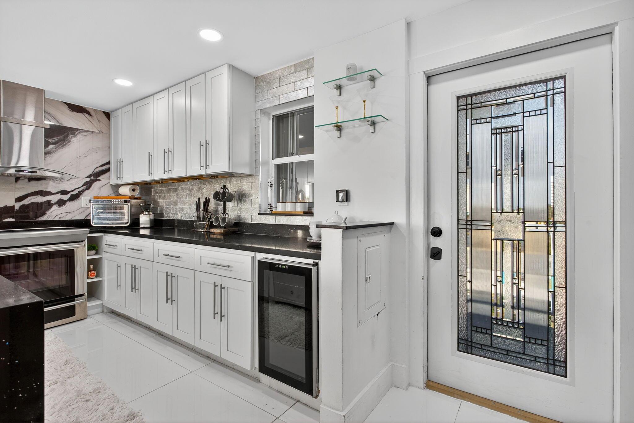 SEACREST TOWERS CONDO - Residential Lease