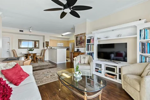 616 Clearwater Park 906, West Palm Beach, FL MLS: R11053573