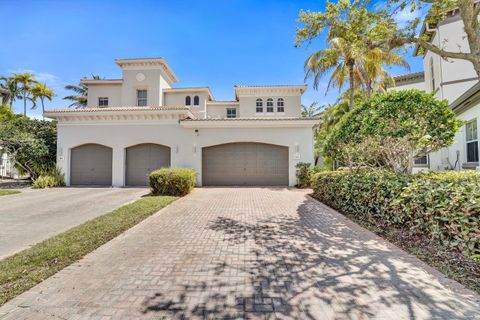 818 Spinnaker Drive E Hollywood FL 33019