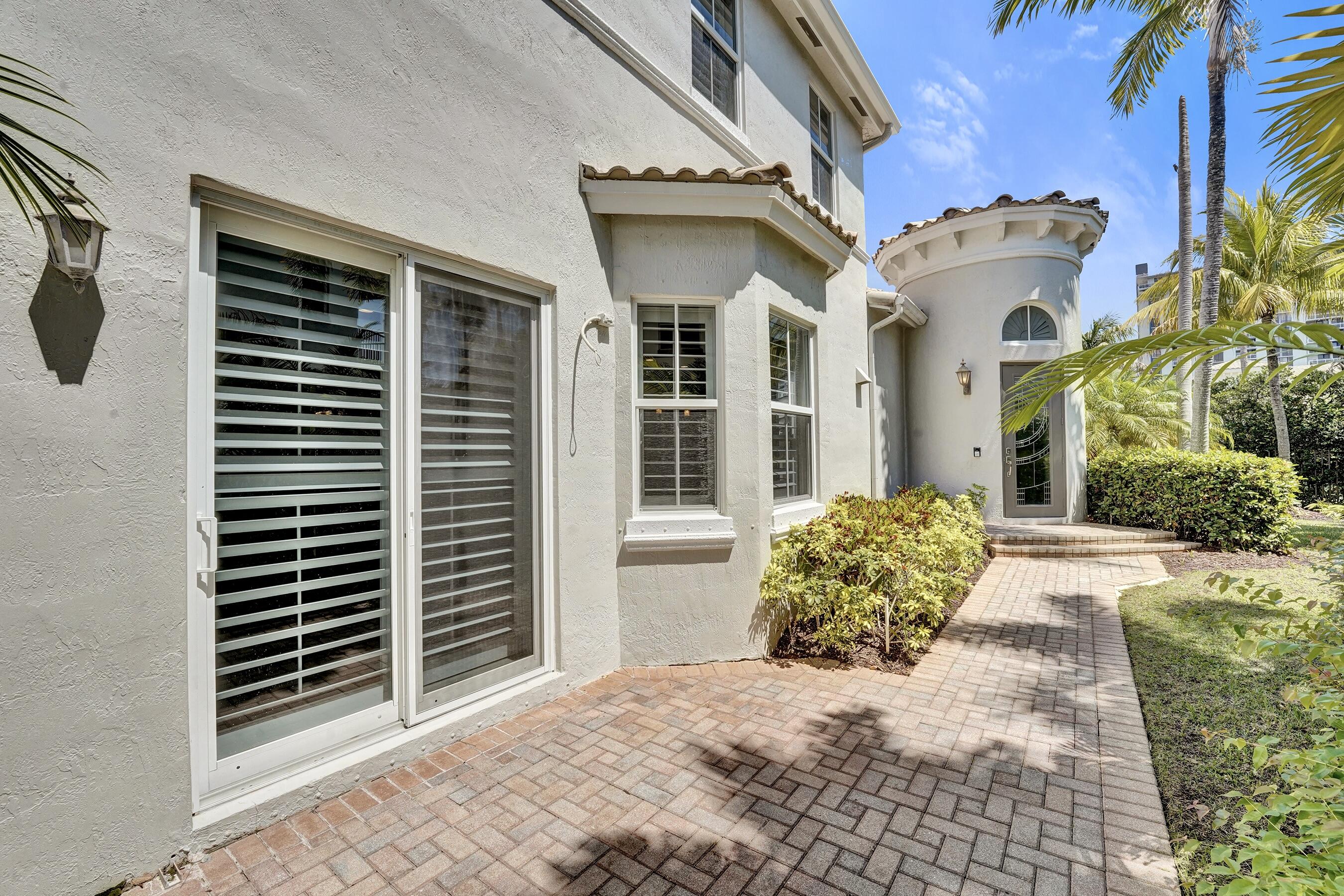 THREE ISLANDS 3RD SECTION - Residential