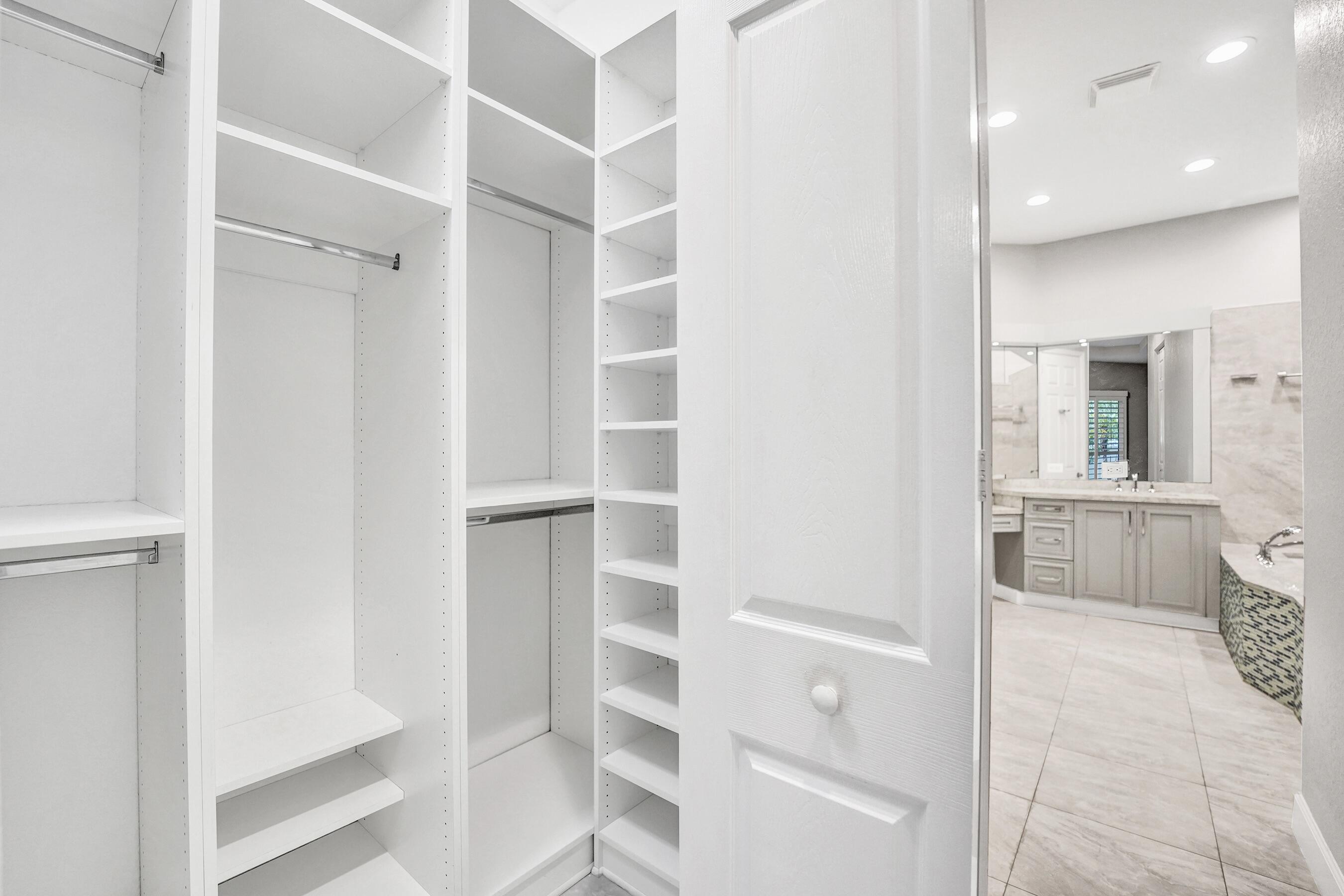 THREE ISLANDS 3RD SECTION - Residential