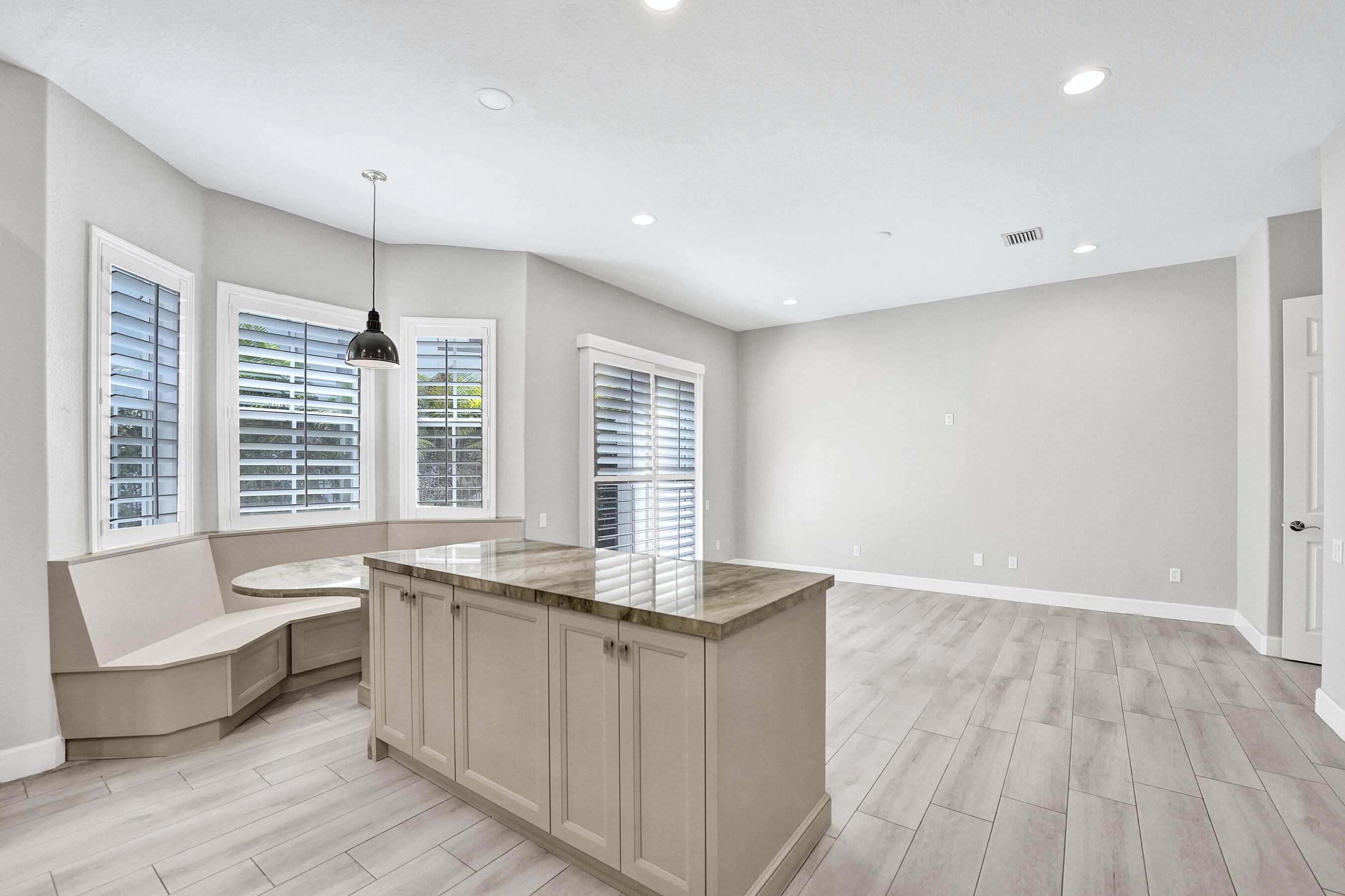 THREE ISLANDS 3RD SECTION - Residential