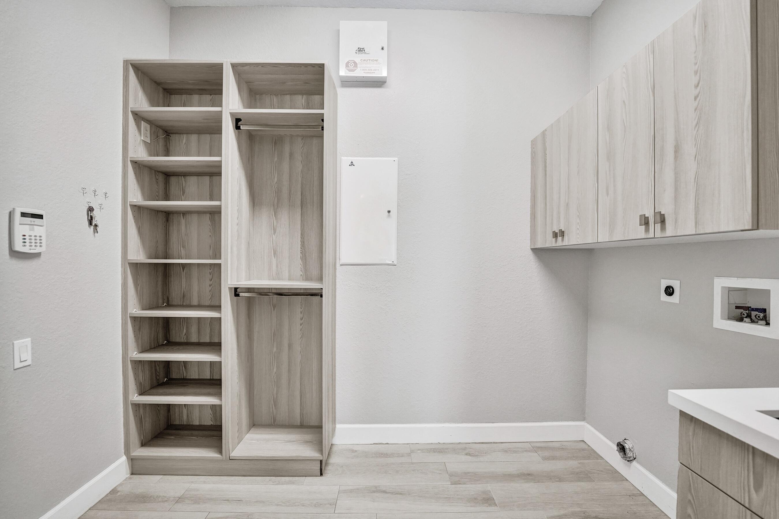 THREE ISLANDS 3RD SECTION - Residential