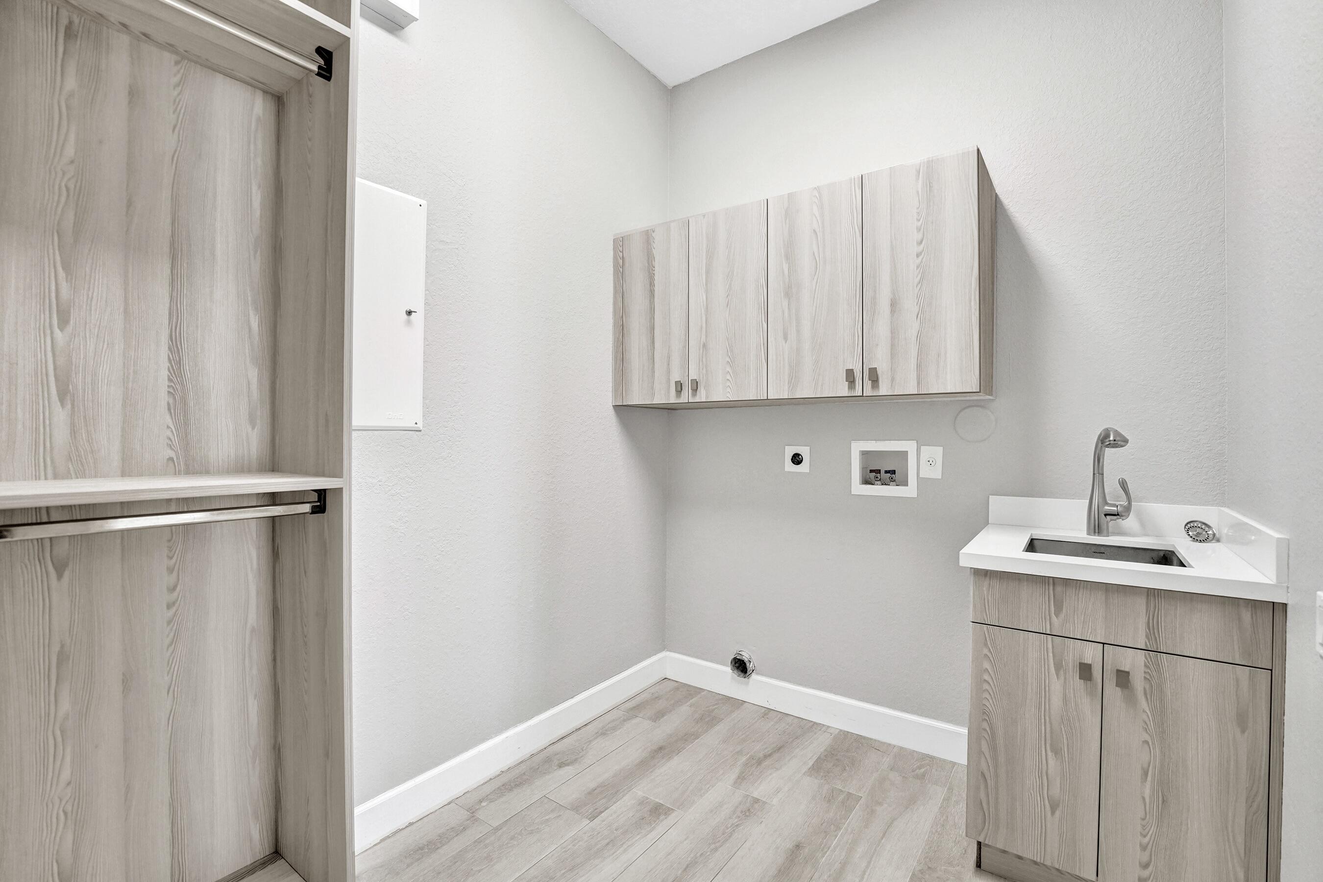 THREE ISLANDS 3RD SECTION - Residential