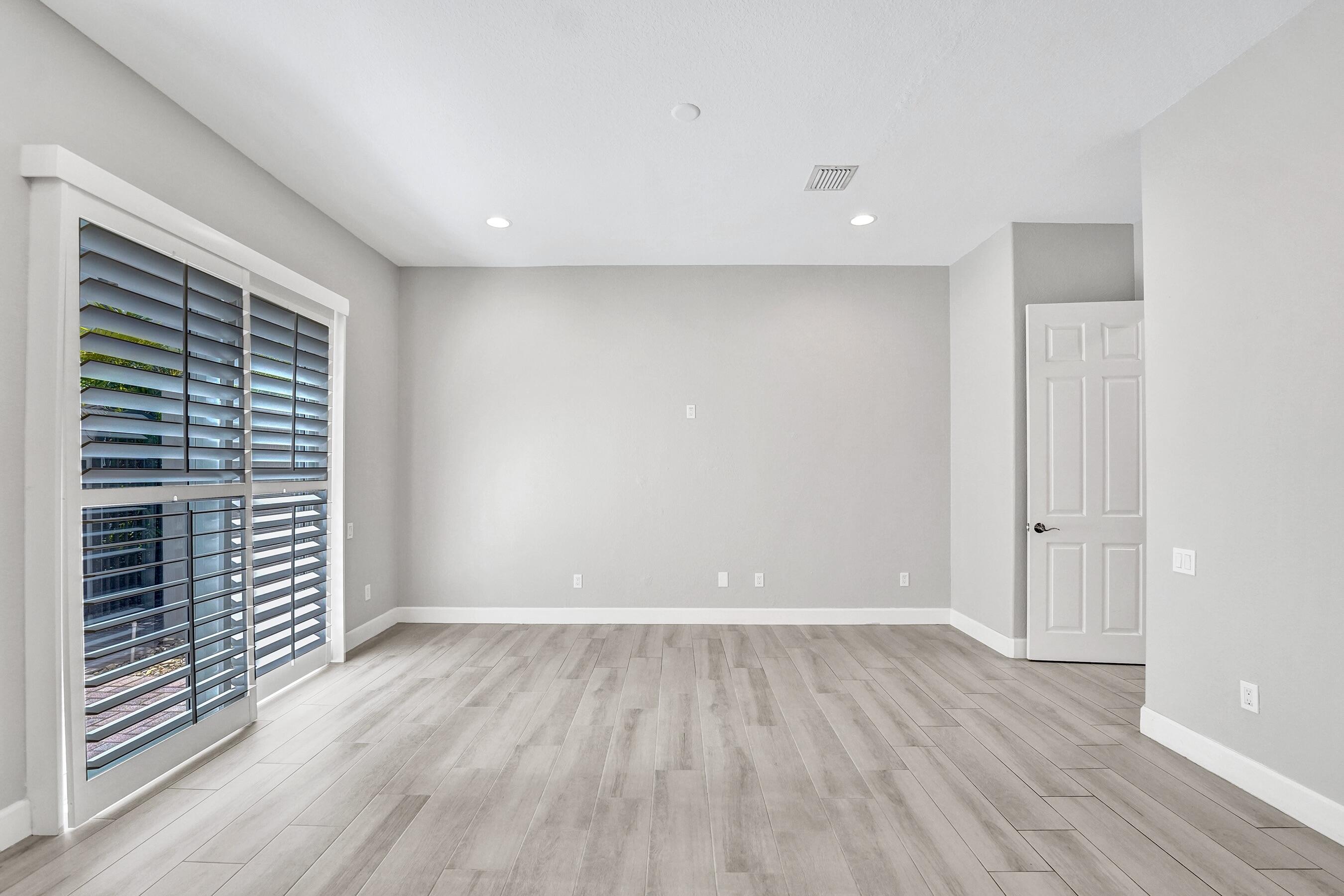 THREE ISLANDS 3RD SECTION - Residential