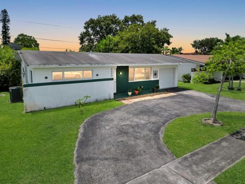 8650 NW 29th Street Sunrise FL 33322
