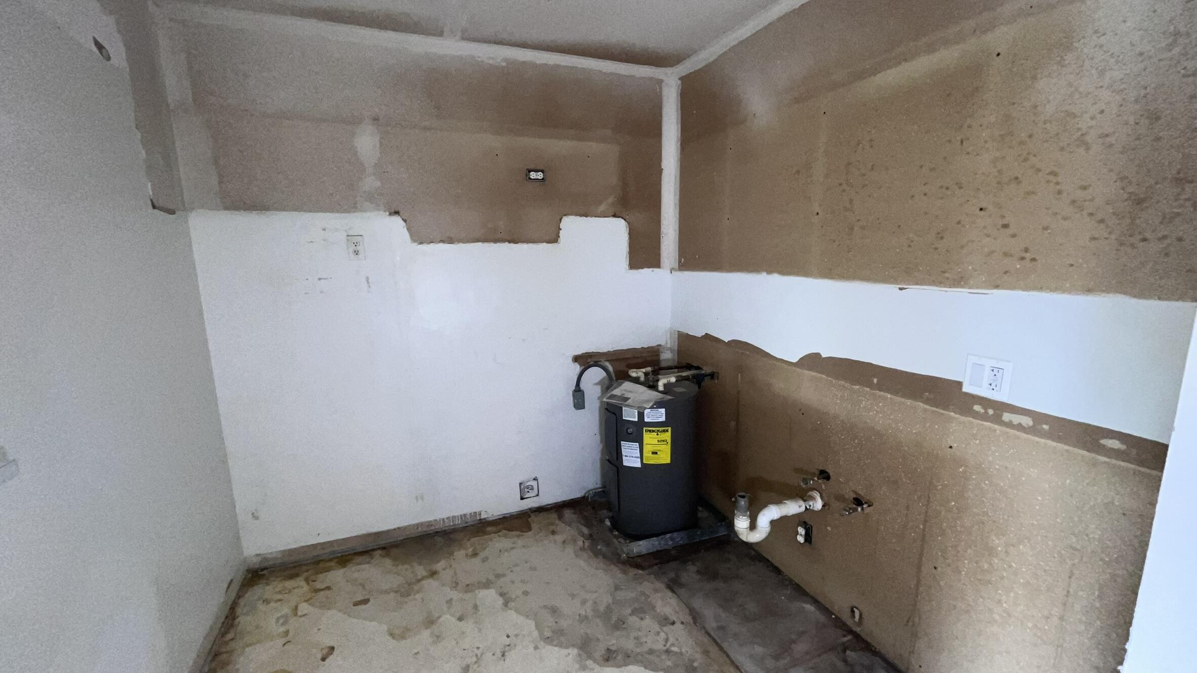 CAMDEN CONDOS - Residential