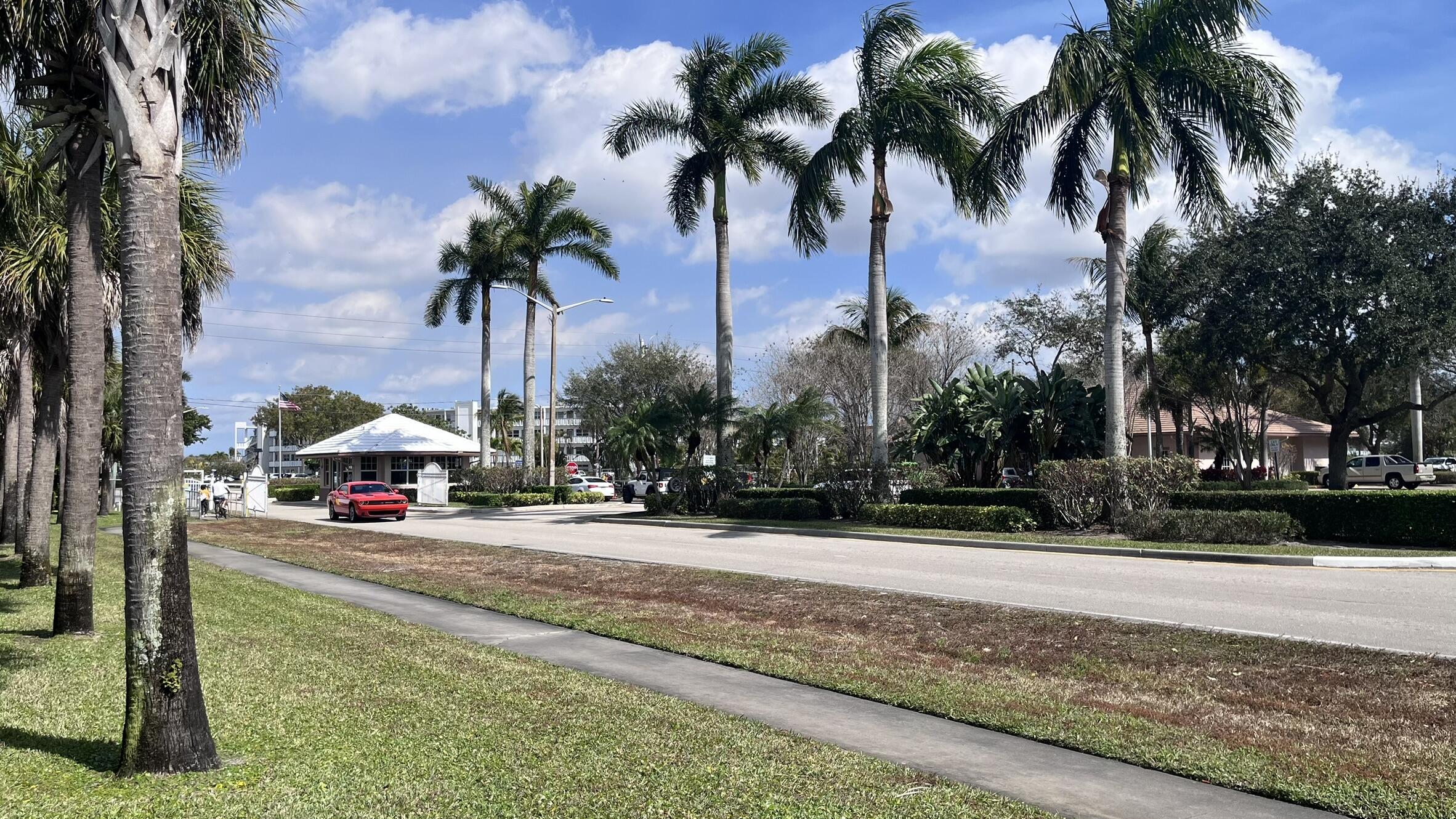 CAMDEN CONDOS - Residential