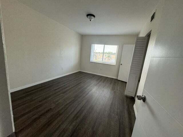 SUNSET PALM VILLAS CONDO - Residential