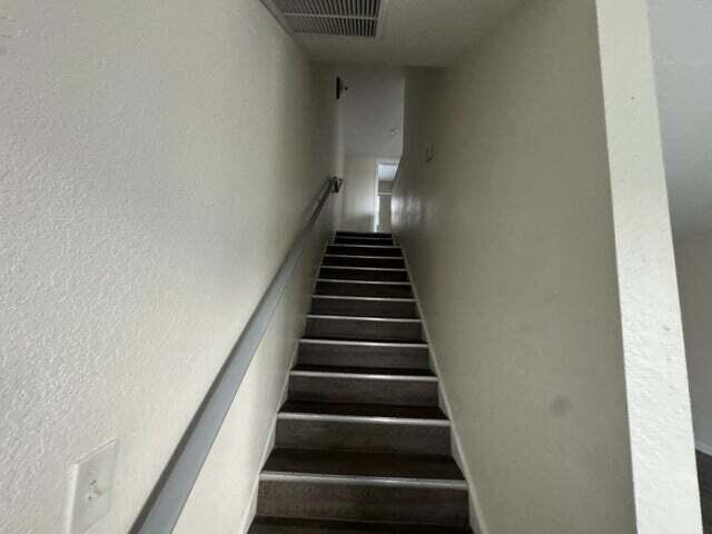 SUNSET PALM VILLAS CONDO - Residential