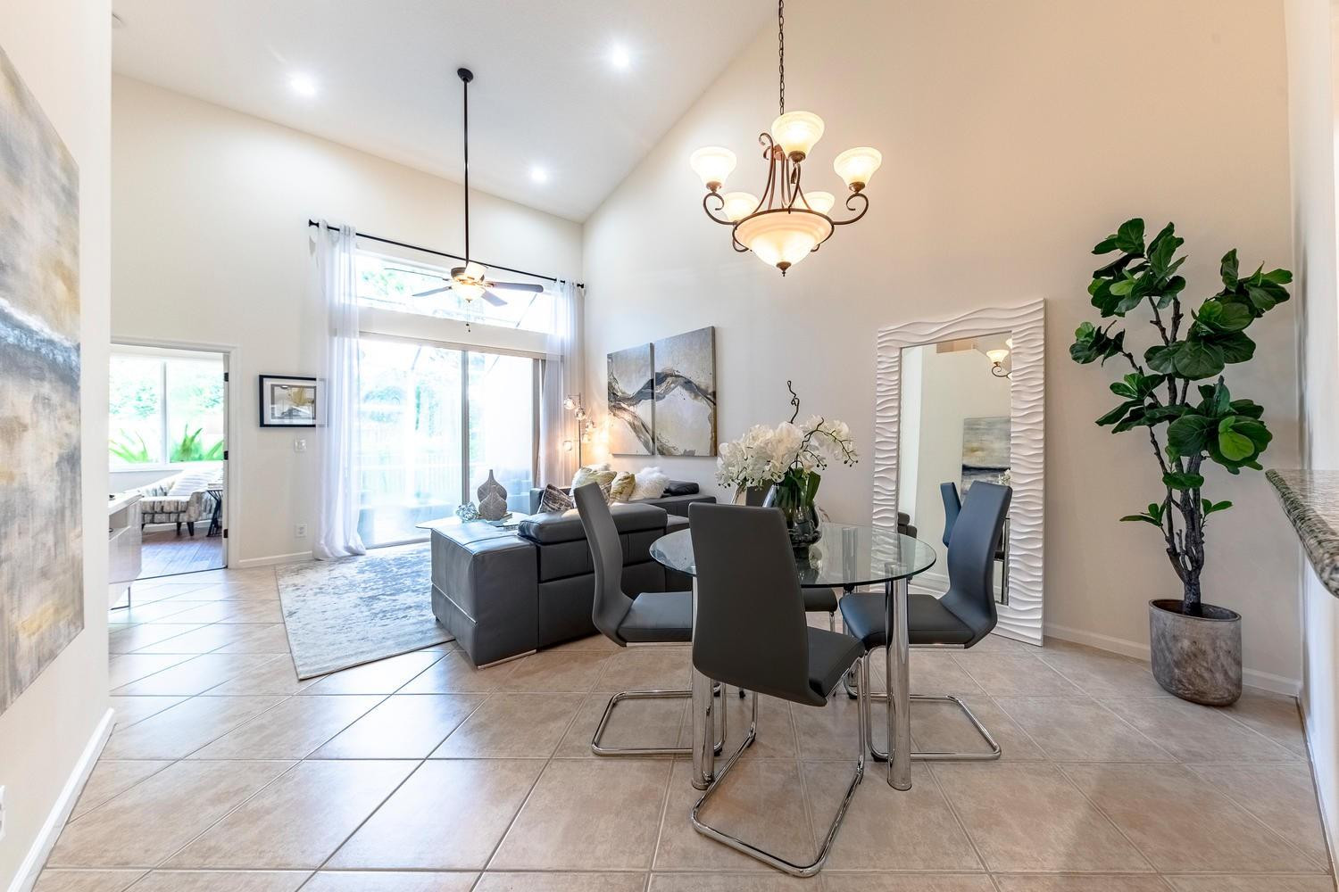 5658 NW 125th Avenue