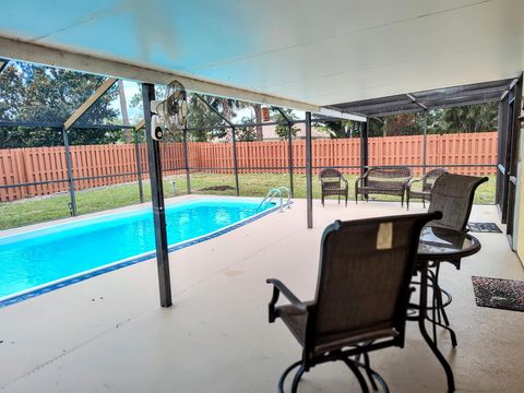 1514 SE Manth Lane Port St Lucie FL 34983