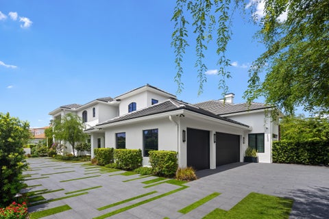 Tiny photo for 2401 Spanish River Road, Boca Raton, FL 33432 (MLS # B26070758)
