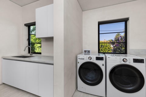 Tiny photo for 2401 Spanish River Road, Boca Raton, FL 33432 (MLS # B26070758)