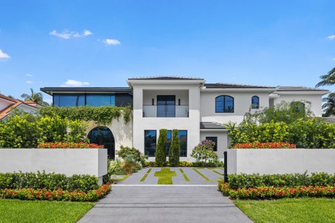 Tiny photo for 2401 Spanish River Road, Boca Raton, FL 33432 (MLS # B26070758)