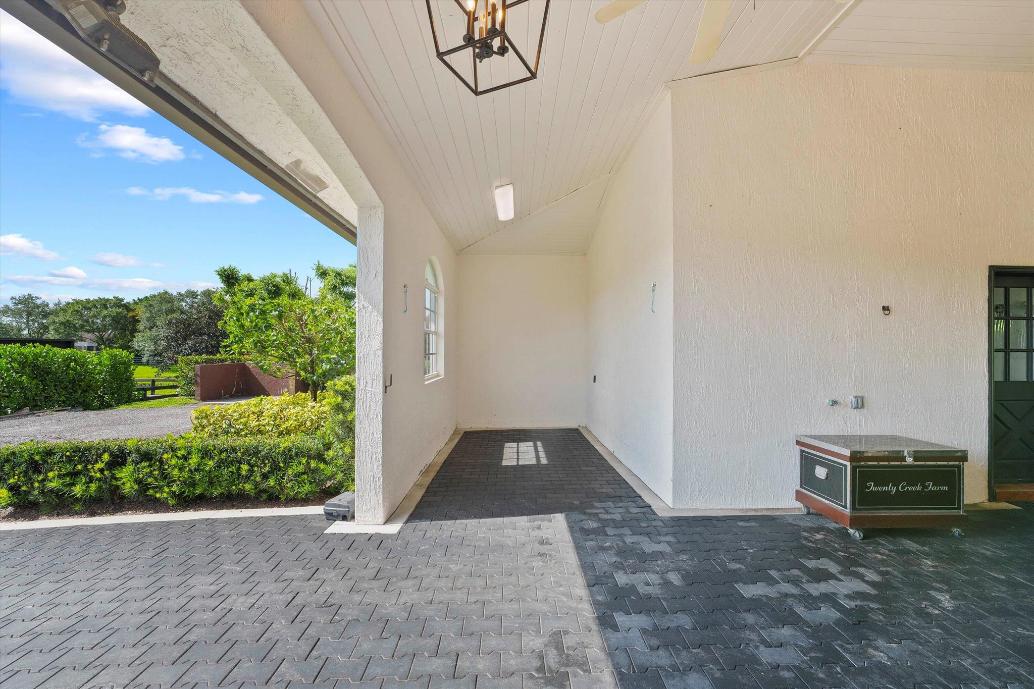 PADDOCK PARK 2 OF WELLING - Residential