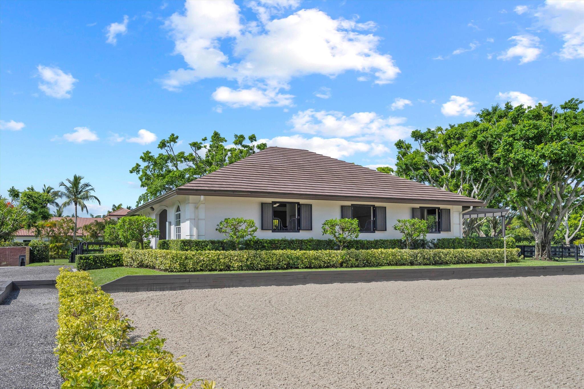 PADDOCK PARK 2 OF WELLING - Residential