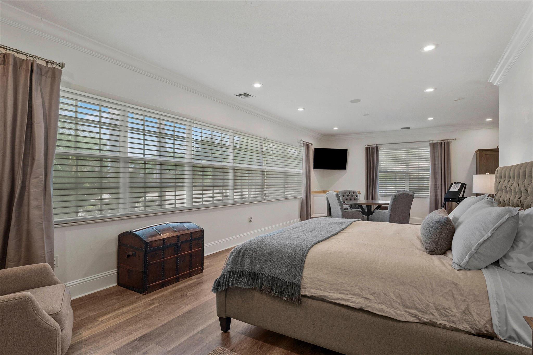 PADDOCK PARK 2 OF WELLING - Residential