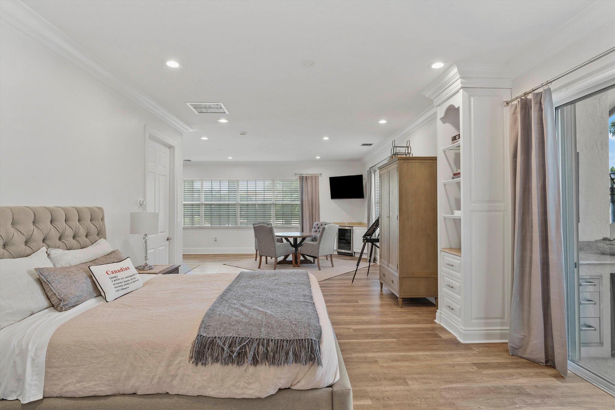 PADDOCK PARK 2 OF WELLING - Residential