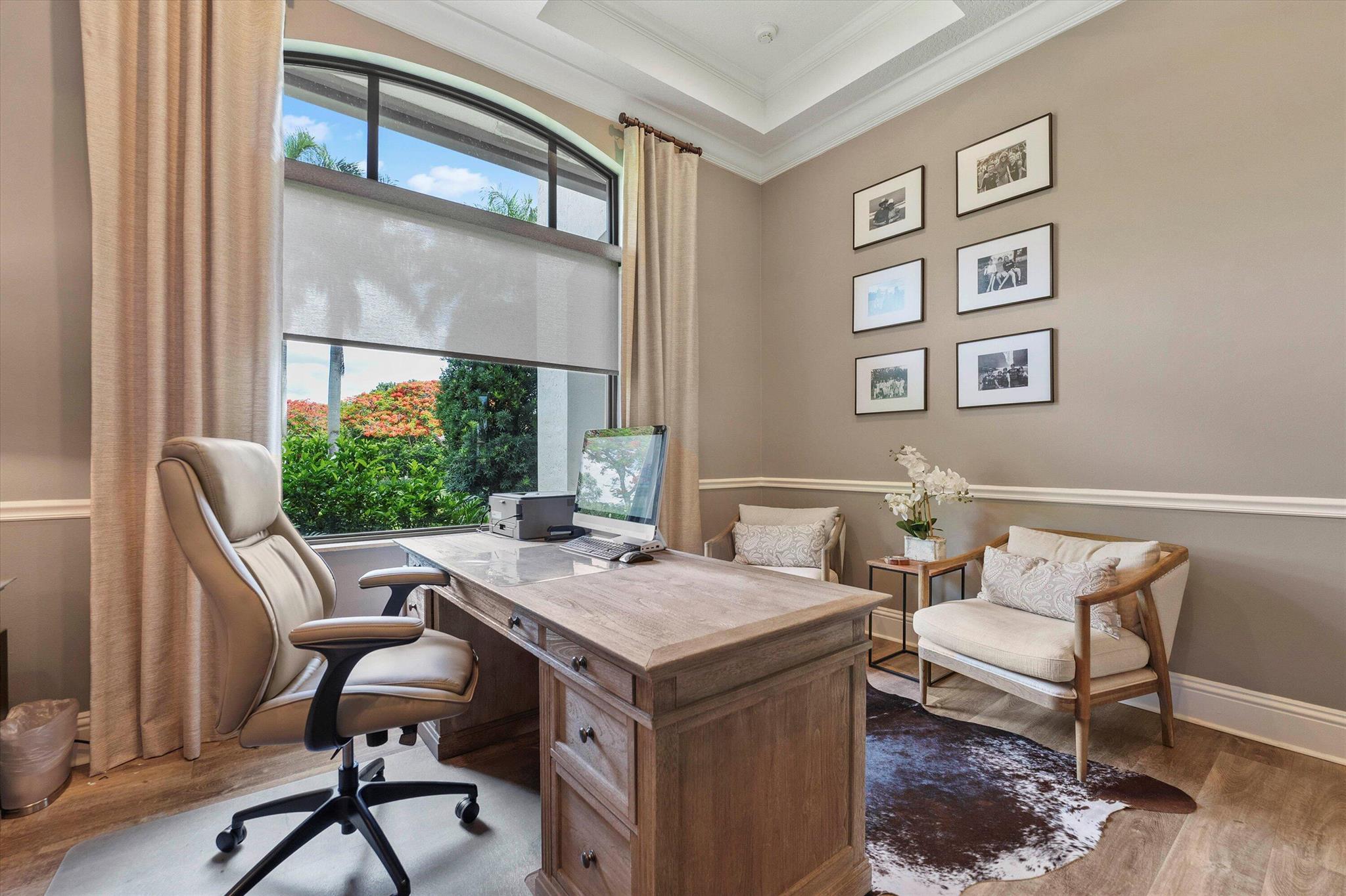 PADDOCK PARK 2 OF WELLING - Residential