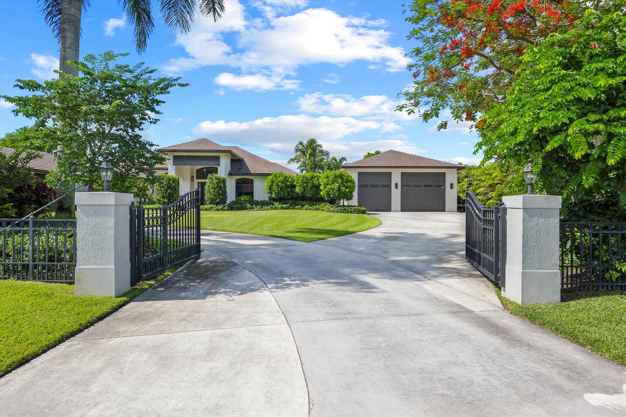 PADDOCK PARK 2 OF WELLING - Residential