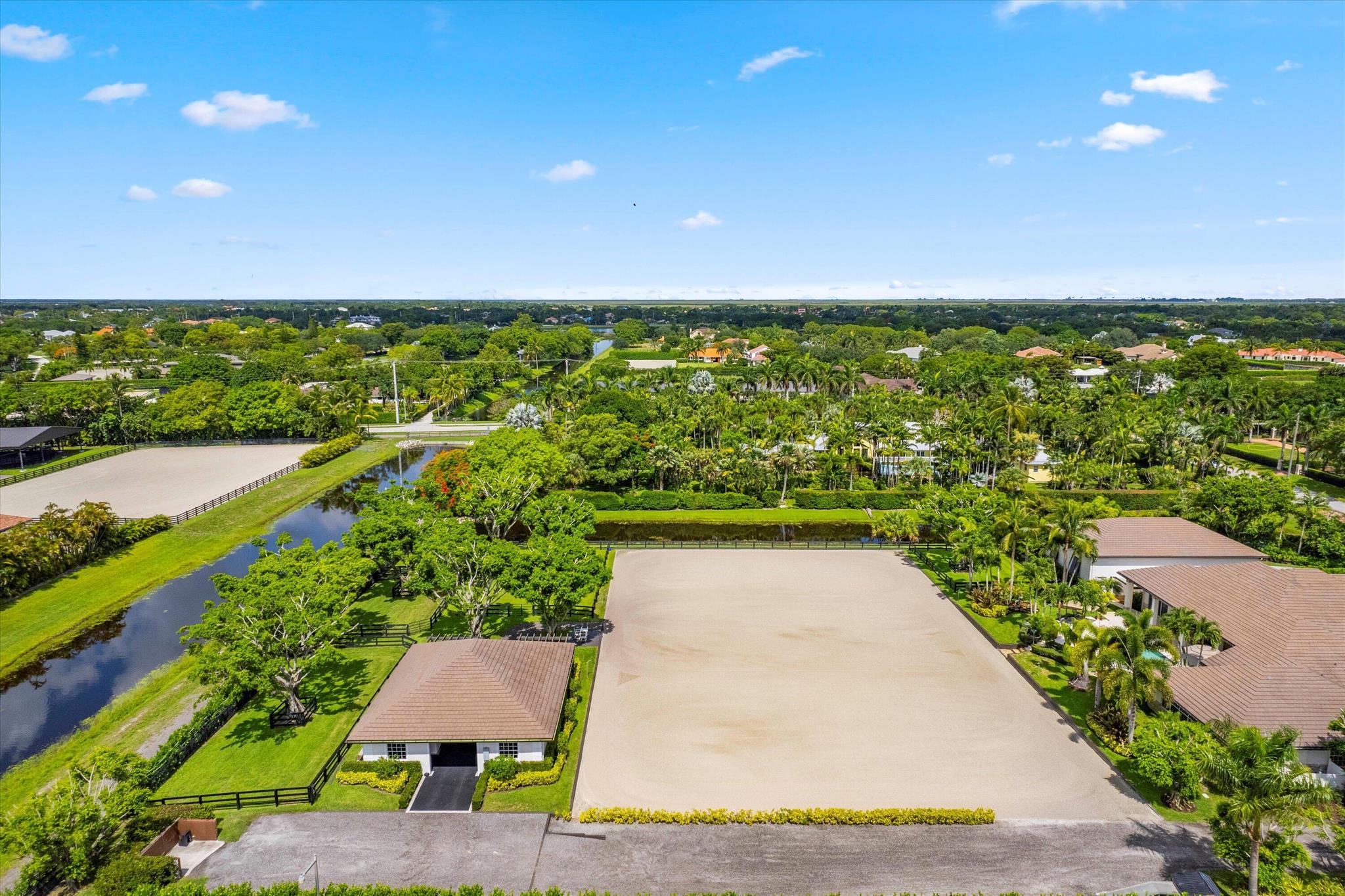 PADDOCK PARK 2 OF WELLING - Residential