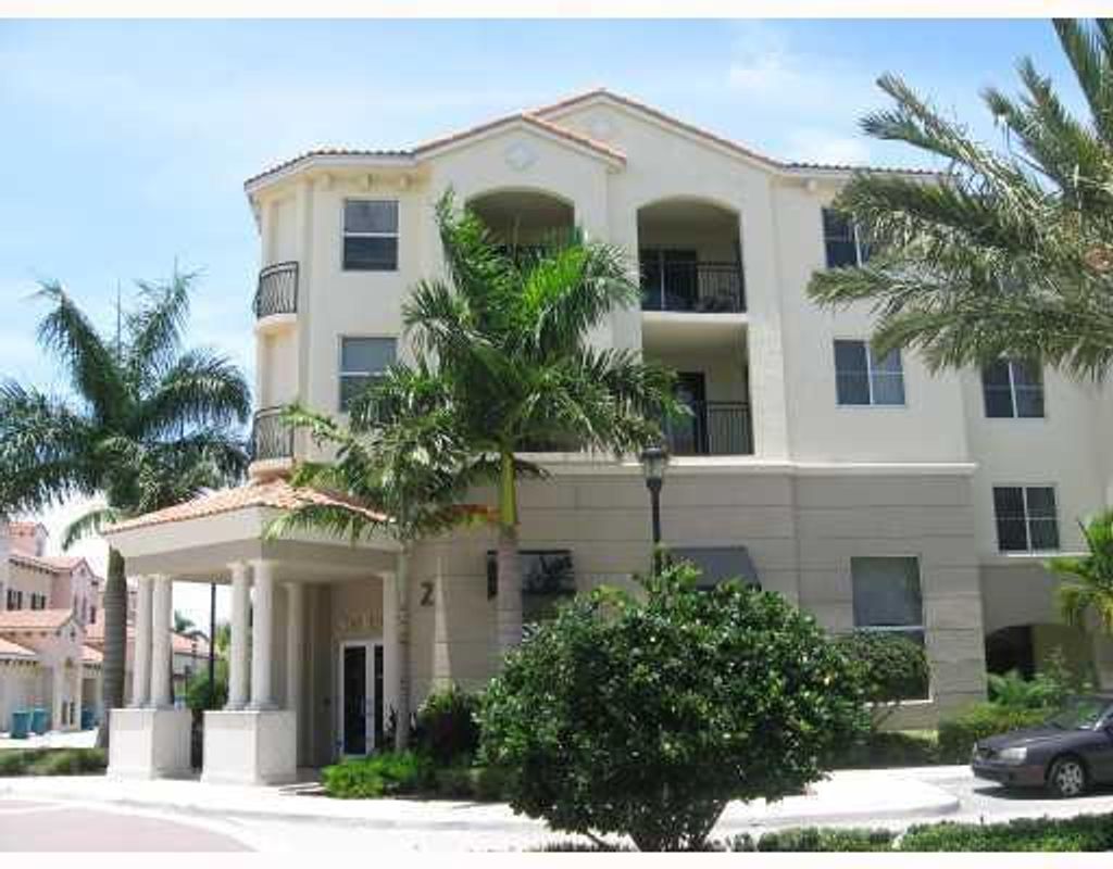 Photo of 1220 Renaissance Way #220, Boynton Beach, FL 33426 (MLS # R11067155)
