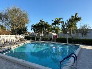 7523 S Oriole Boulevard 102