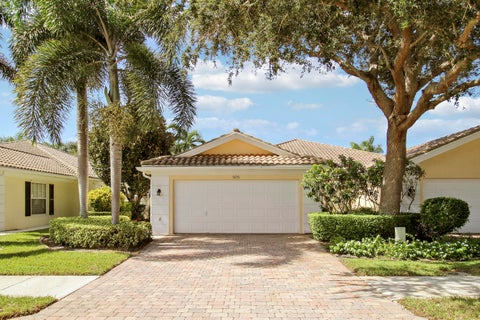 Photo of 925 Magdalena Road, Palm Beach Gardens, FL 33410 (MLS # B26090242)