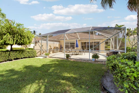 Tiny photo for 925 Magdalena Road, Palm Beach Gardens, FL 33410 (MLS # B26090242)