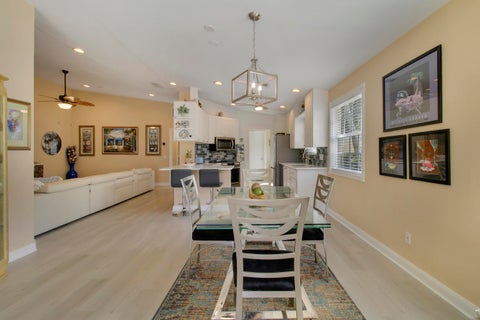 Tiny photo for 925 Magdalena Road, Palm Beach Gardens, FL 33410 (MLS # B26090242)