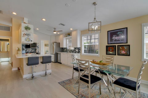 Tiny photo for 925 Magdalena Road, Palm Beach Gardens, FL 33410 (MLS # B26090242)
