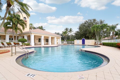 Tiny photo for 925 Magdalena Road, Palm Beach Gardens, FL 33410 (MLS # B26090242)