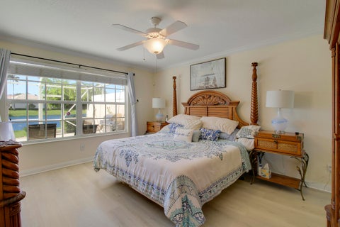 Tiny photo for 925 Magdalena Road, Palm Beach Gardens, FL 33410 (MLS # B26090242)