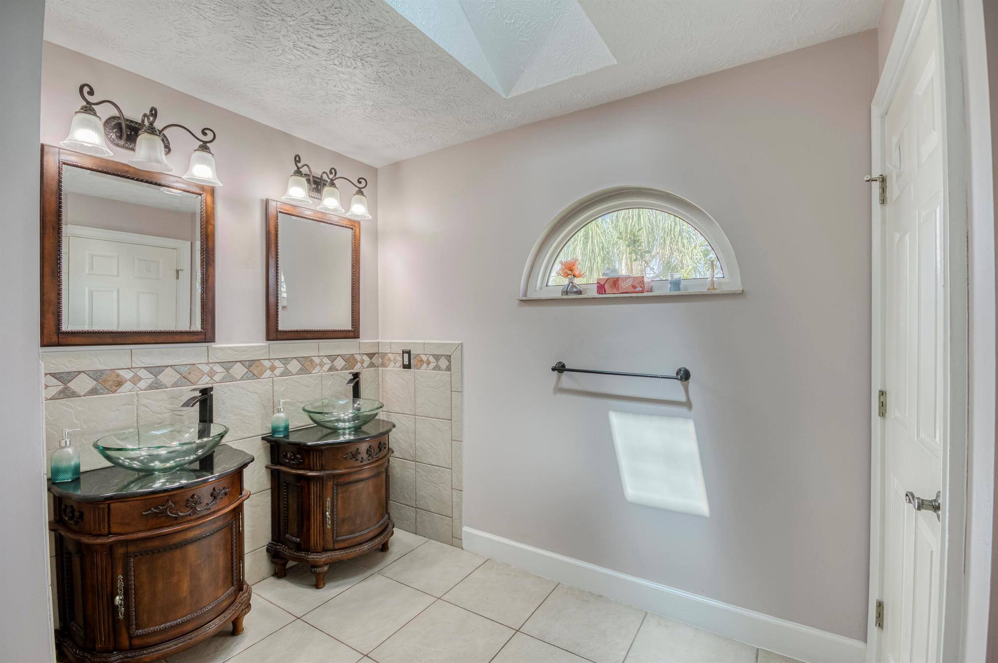 Paar Estates - Residential