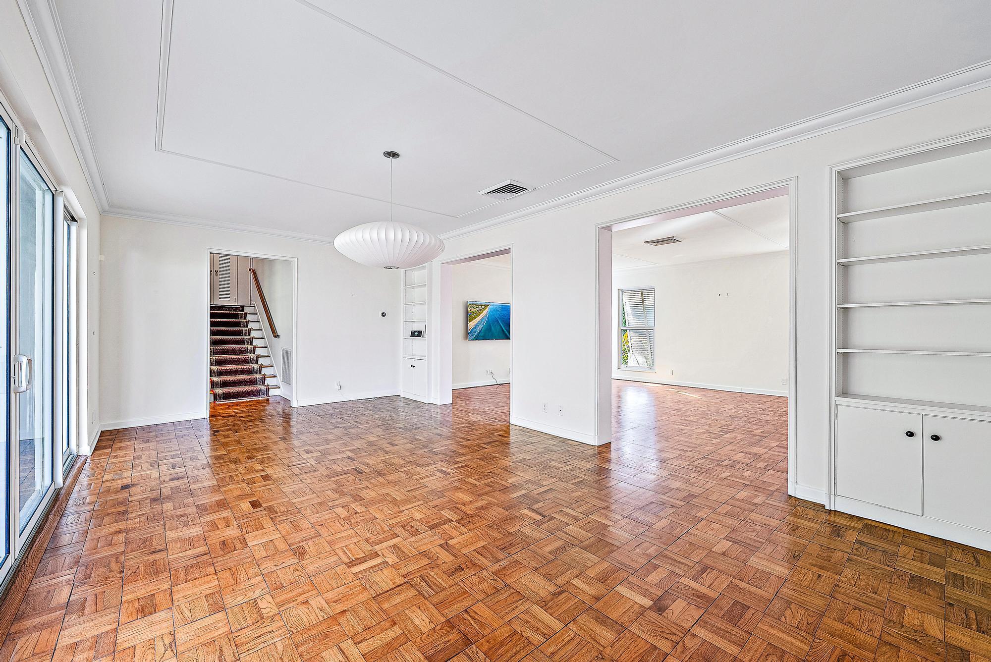 NORTH SHORE - Residential