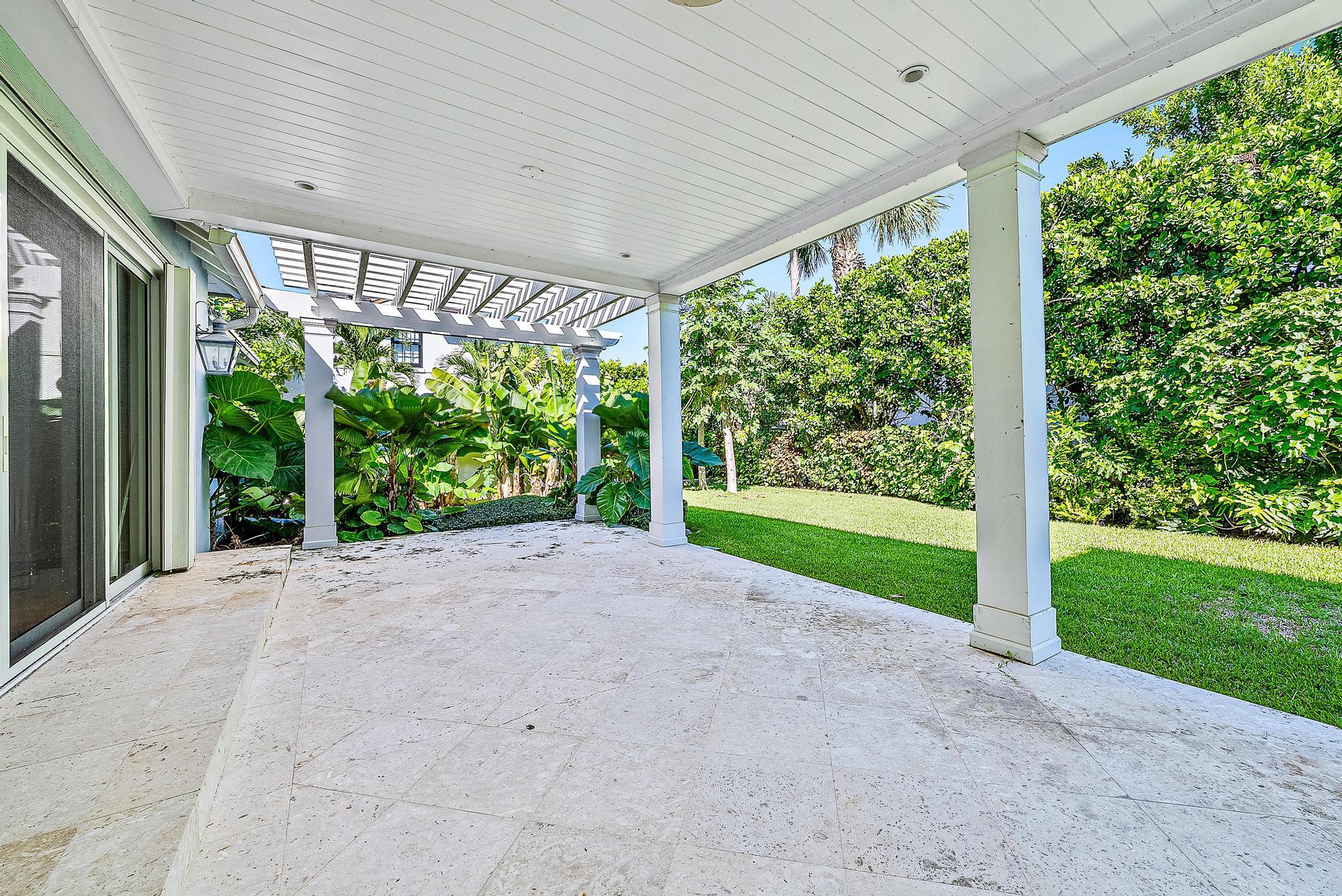 NORTH SHORE - Residential