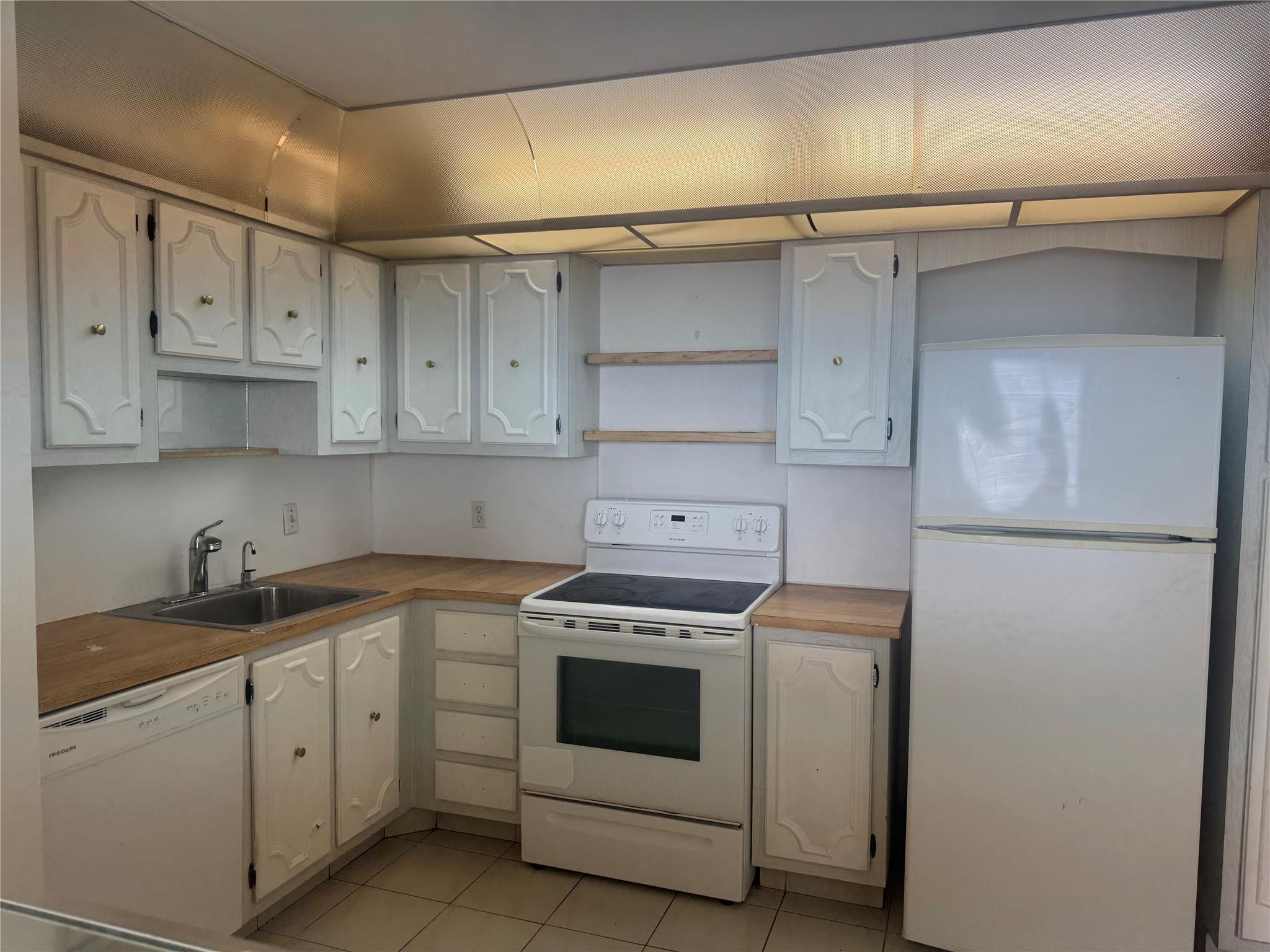 Admirals Port Condominium - Residential