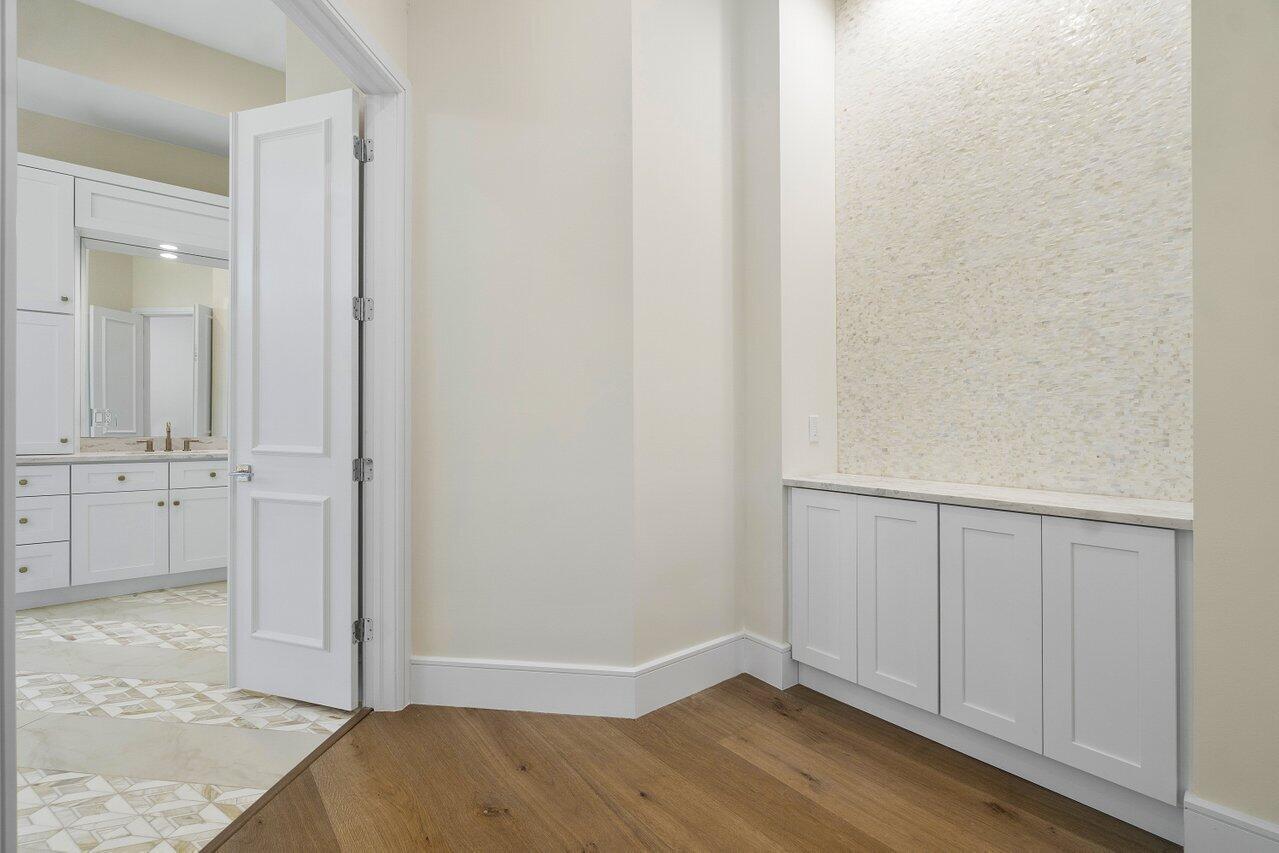 CRYSTAL BAY - Residential Lease