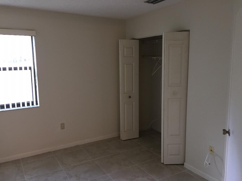 CHATHAM TOWNE AT JACARANDA CONDO - Residential Lease
