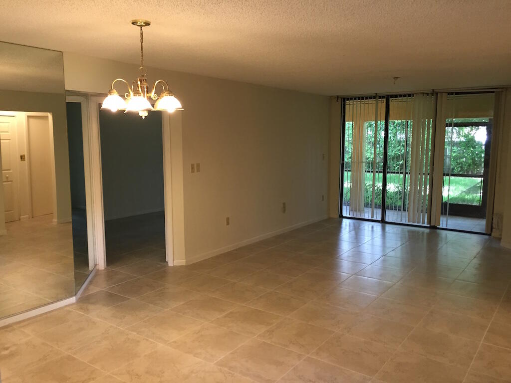 CHATHAM TOWNE AT JACARANDA CONDO - Residential Lease